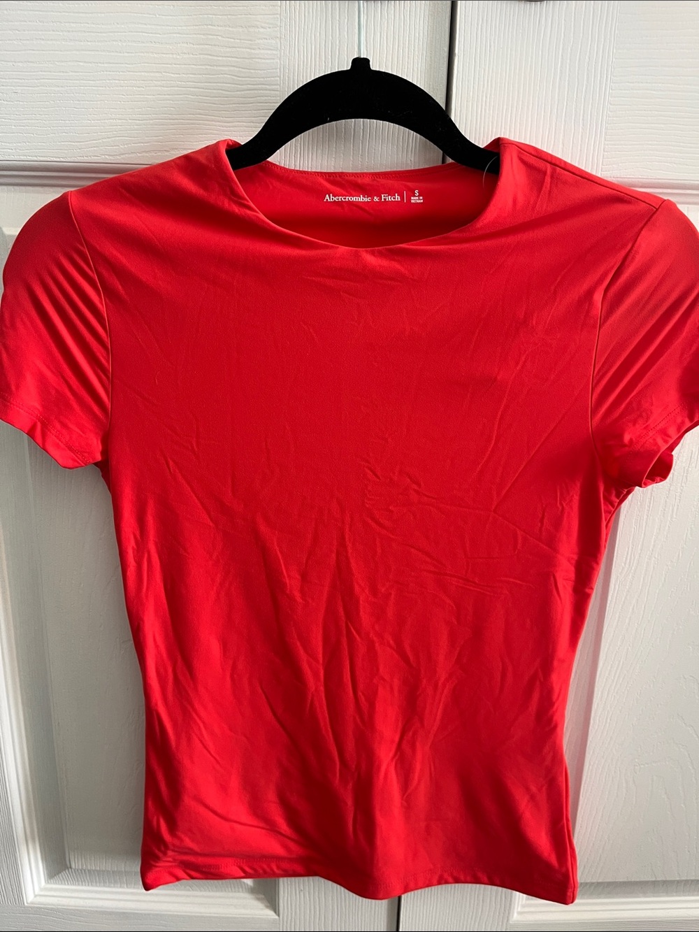 Abercrombie & Fitch Women’s Red Orange Short Sleeve Tee